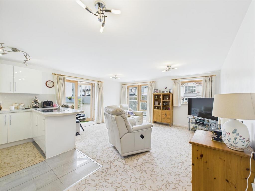 Kitchen/Lounge