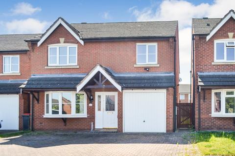 4 bedroom detached house to rent, Ambleside Way, Donnington
