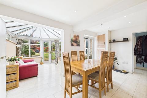 4 bedroom semi-detached house for sale, Bath Road, Kings Stanley, Stonehouse, Gloucestershire, GL10