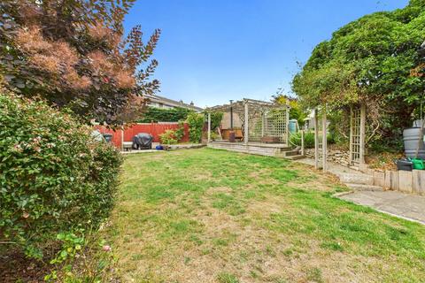 4 bedroom semi-detached house for sale, Bath Road, Kings Stanley, Stonehouse, Gloucestershire, GL10