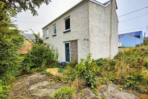 4 bedroom detached house for sale, Park Villa, Dwrbach, Fishguard