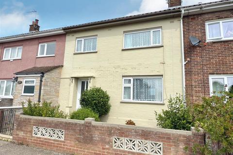3 bedroom terraced house for sale, Love Road, Lowestoft, Suffolk, NR32