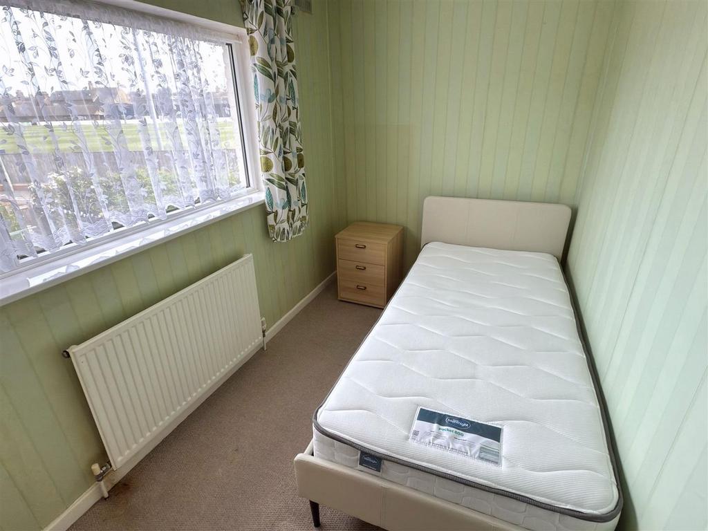 BED 2.jpg