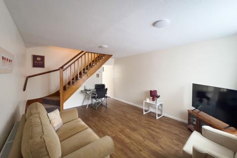 Collins Road, Exeter, EX4 5DE