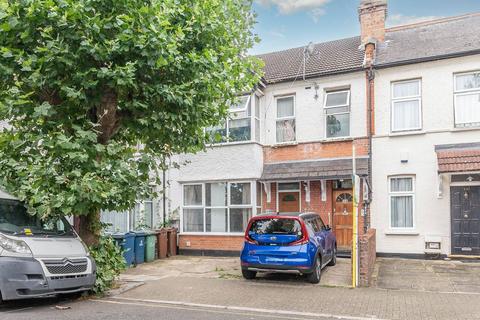 2 bedroom maisonette for sale, Greenhill Road, Harrow, HA1