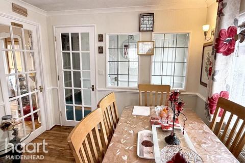 undefined, The Paddock Lakeview, Maidenhead