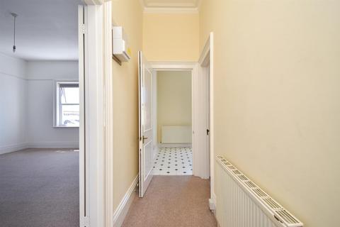 2 bedroom flat for sale, Church Road, East Sussex TN37