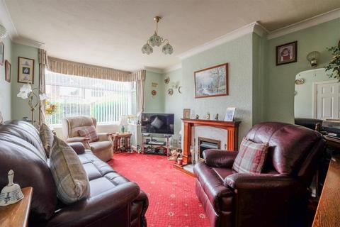 42 Devon Way, Brighouse, HD6 4DT