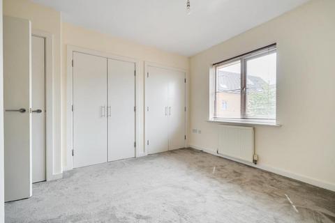 undefined, Reading,  Berkshire,  RG2