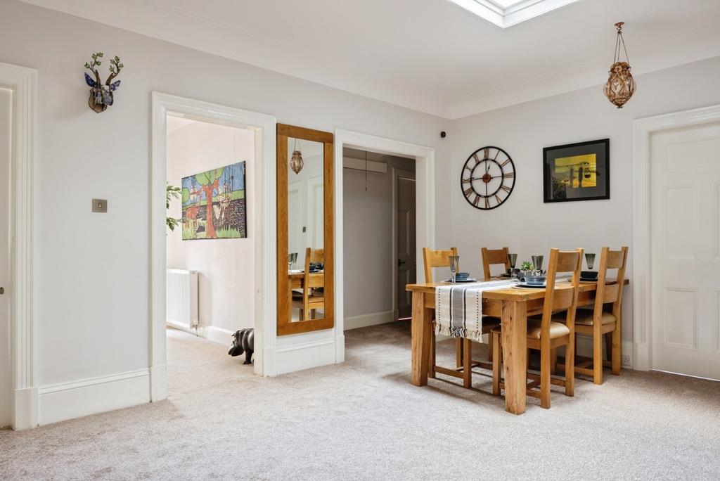 Central Dining Area