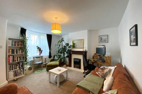2 bedroom end of terrace house to rent, Chestnut Grove, New Earswick