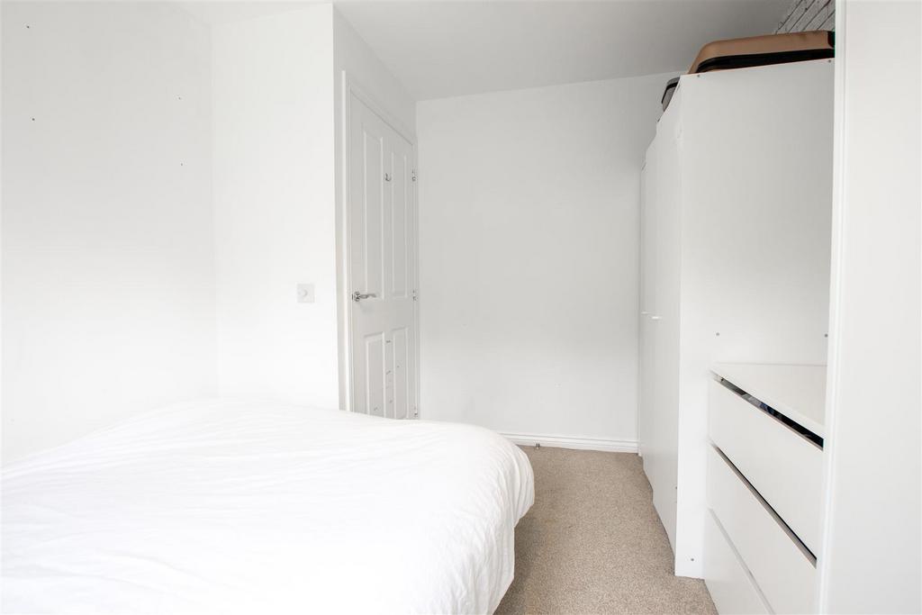 Bedroom.2-1.jpg