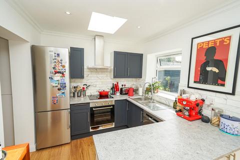 26 Ashburnham Crescent, Leighton Buzzard, LU7 2PB