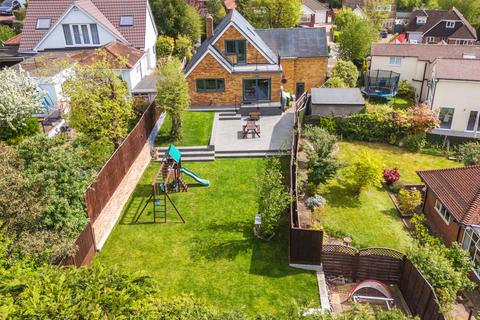 4 bedroom detached house for sale, New Road, Marlow Bottom, SL7