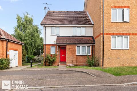 38 Eagle Close, Waltham Abbey, EN9 3NA