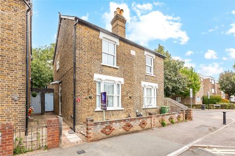 Globe Road, Hornchurch, RM11
