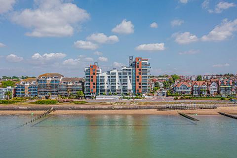 2 bedroom flat for sale, Westcliff-on-sea SS0