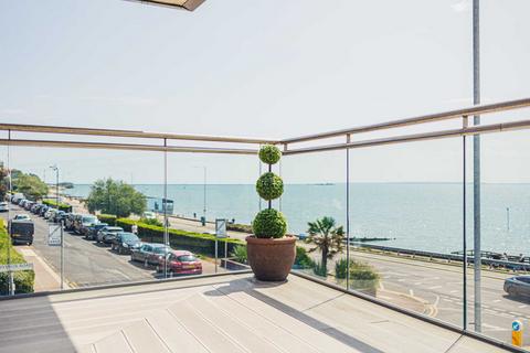 2 bedroom flat for sale, Westcliff-on-sea SS0