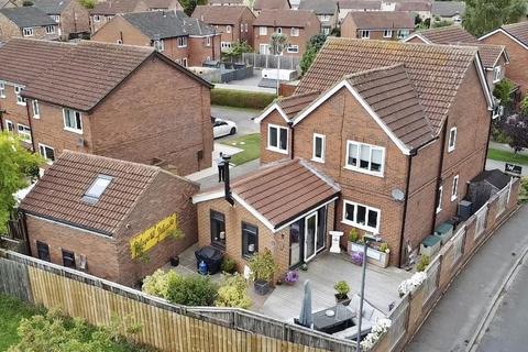 5 bedroom detached house for sale, 14 Stapleton Close, Bedale