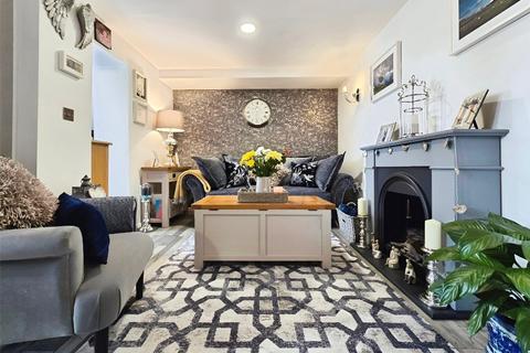 2 bedroom apartment for sale, Stoke Road, Gosport, Hampshire