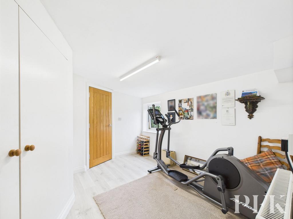 Office / Gym / Bed 3