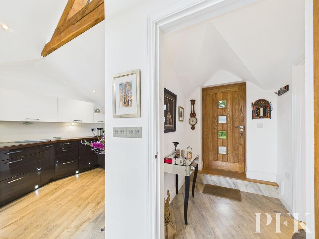 Entrance &amp; Kitchen