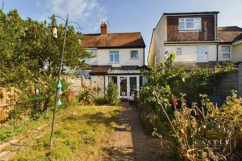 3 bedroom semi-detached house for sale, Lutterworth Road, Burbage, Hinckley