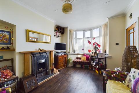 3 bedroom semi-detached house for sale, Lutterworth Road, Burbage, Hinckley