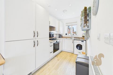 2 bedroom semi-detached house for sale, Greensleeves Road, Chilton