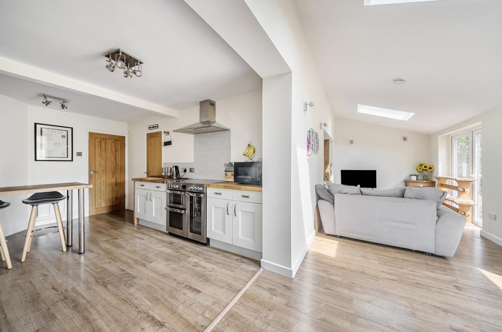 Kitchen/Family