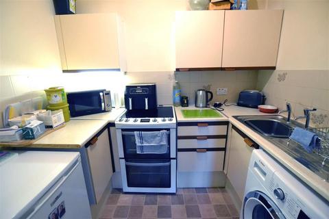 1 bedroom apartment for sale, Townsend Court, Leominster