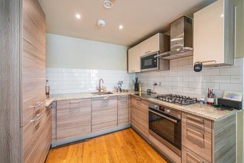 1 bedroom flat for sale, Grange Road, London, SE1