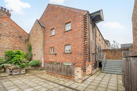 2 bedroom apartment to rent, Clementhorpe Maltings, Lower Ebor Street, York, YO23 1AR