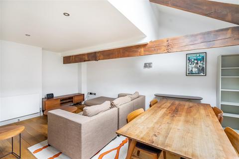 2 bedroom apartment to rent, Clementhorpe Maltings, Lower Ebor Street, York, YO23 1AR