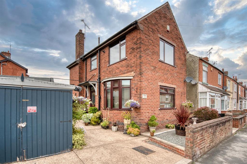 Front of the home, parking and garage.jpg