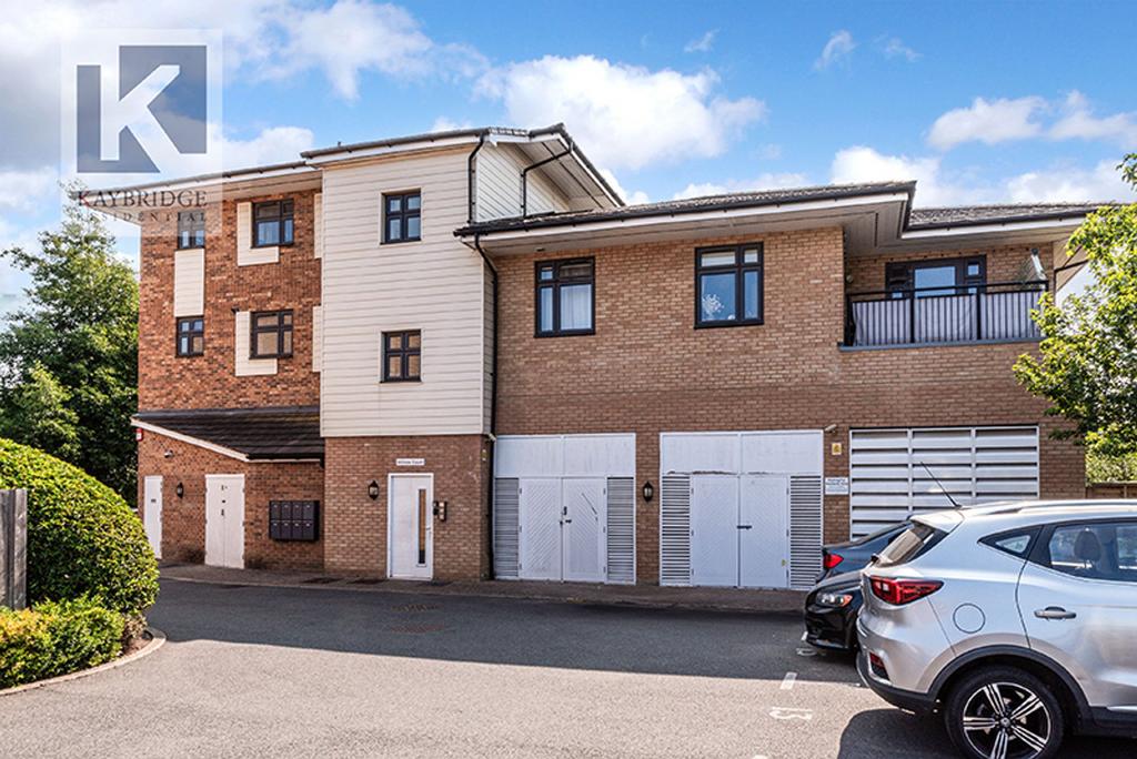 Willow Court Alpine Close, Epsom - KT19 9 FJ