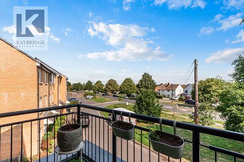 2 bedroom apartment for sale, Alpine Close, Willow Court Alpine Close, KT19