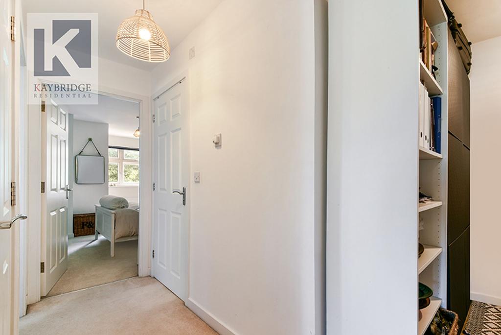 Willow Court Alpine Close, Epsom - KT19 9 FJ