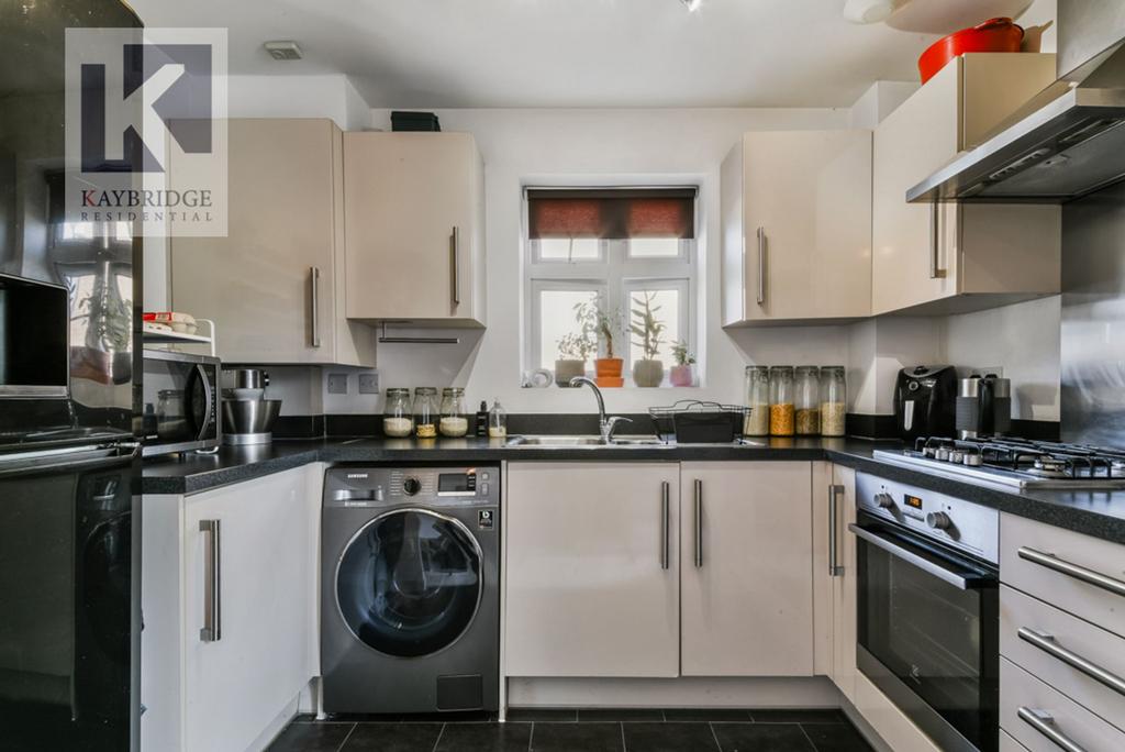 Willow Court Alpine Close, Epsom - KT19 9 FJ