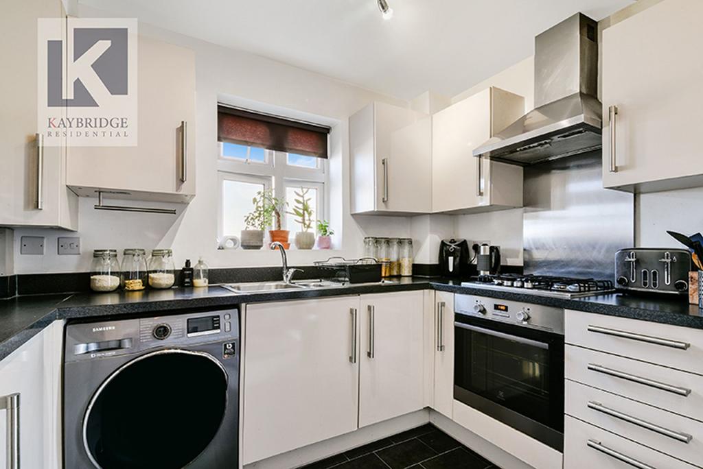 Willow Court Alpine Close, Epsom - KT19 9 FJ