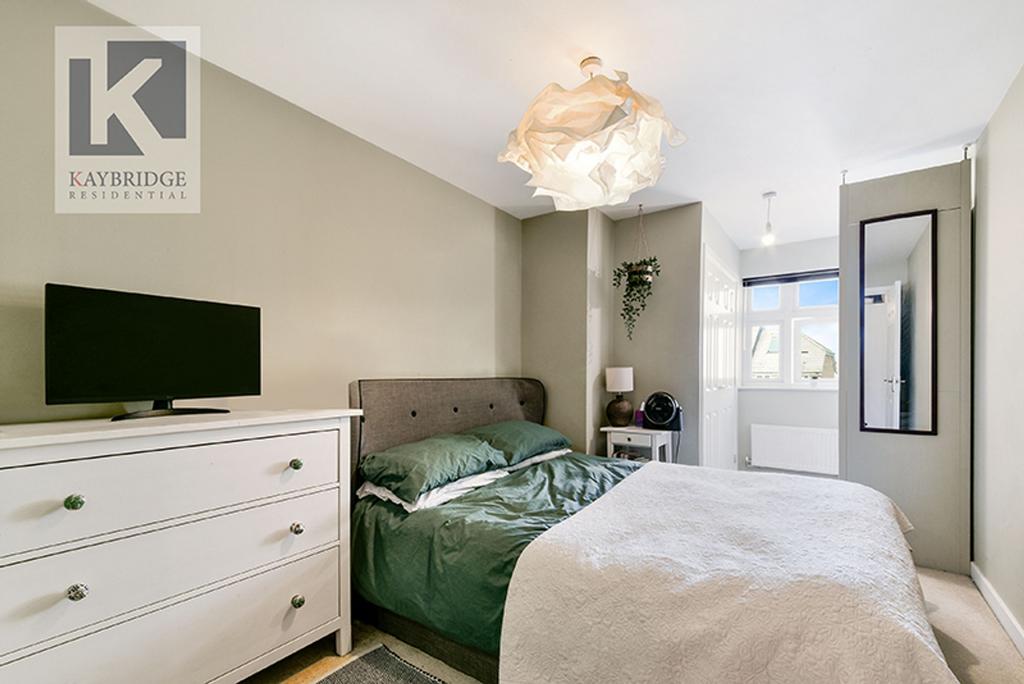 Willow Court Alpine Close, Epsom - KT19 9 FJ