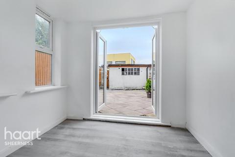 2 bedroom terraced house for sale, Granville Road, Sheerness