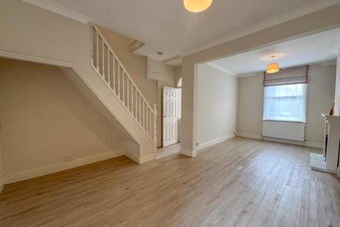2 bedroom terraced house to rent, Doris Street, Newmarket, Suffolk, CB8