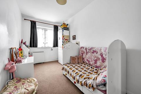 2 bedroom apartment for sale, Silverdale Close, Hanwell, London, W7