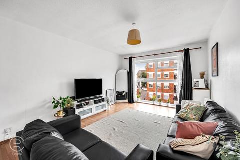 2 bedroom apartment for sale, Silverdale Close, Hanwell, London, W7