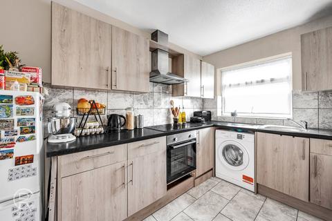 2 bedroom apartment for sale, Silverdale Close, Hanwell, London, W7