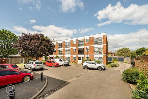 2 bedroom apartment for sale, Silverdale Close, Hanwell, London, W7