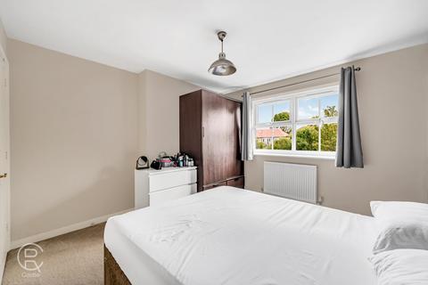 75 Tollgate Drive, Hayes, UB4 0NW