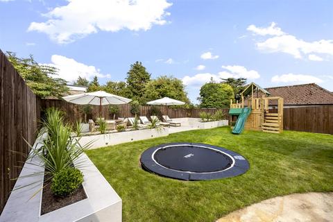 undefined, Green Ridge, Brighton
