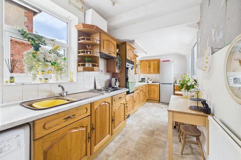 3 bedroom semi-detached house for sale, 40 Manorfield Road, Driffield, YO25 5JE